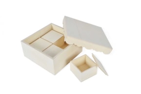 CAJA DE RECUERDOS 17X17X8.4CM C/4CJ 7X7X5CM