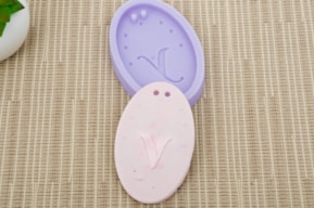 PR * MOLDE SILICONE C/LETRA Y 7.5X5.5X1.2CM MLD062