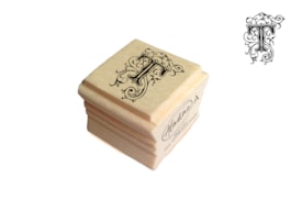 CARIMBO MADEIRA 2.7x2.7cm LETRA T  A-03050