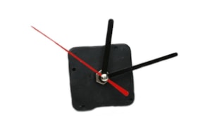 MAQ. RELOGIO 5.5x5.5cm (seg:9.8cm, hor:5.5, min:7.5)